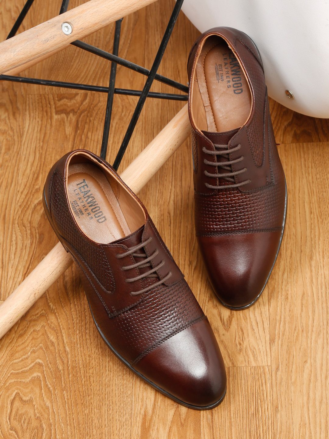 Teakwood Leathers Men Perforations Leather Oxfords Formal Shoes-image-39