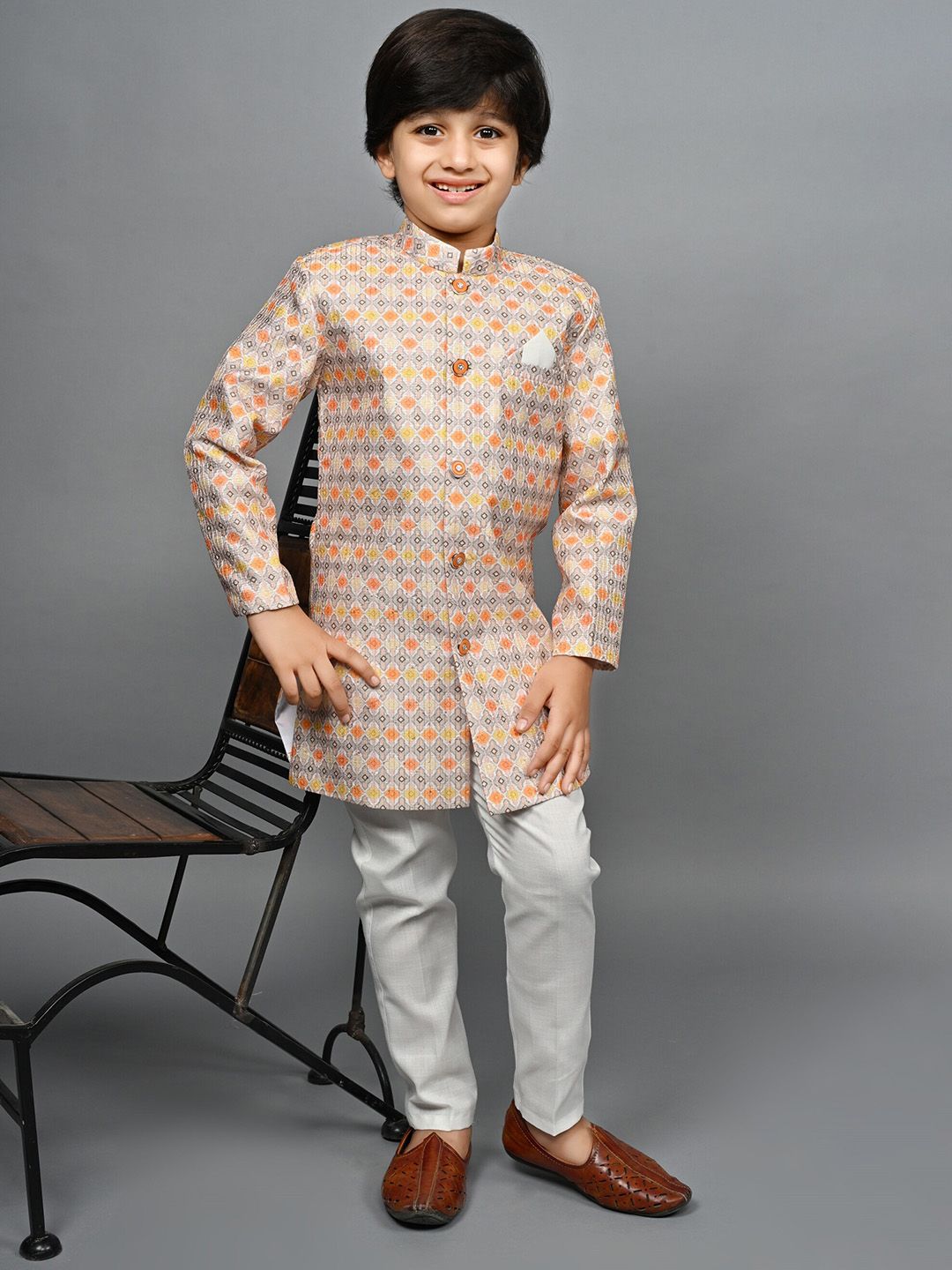 BAESD Boys Ethnic Motifs Printed Mandarin Collar Sherwani Set-picture-37