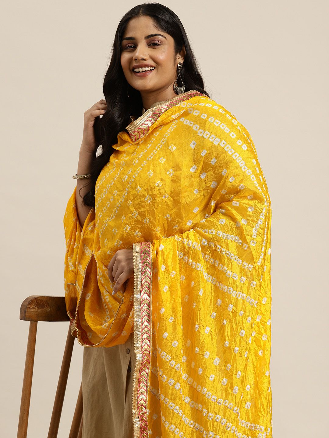 Sztori Bandhani Printed Dupatta with Gotta Patti Detail-picture-38