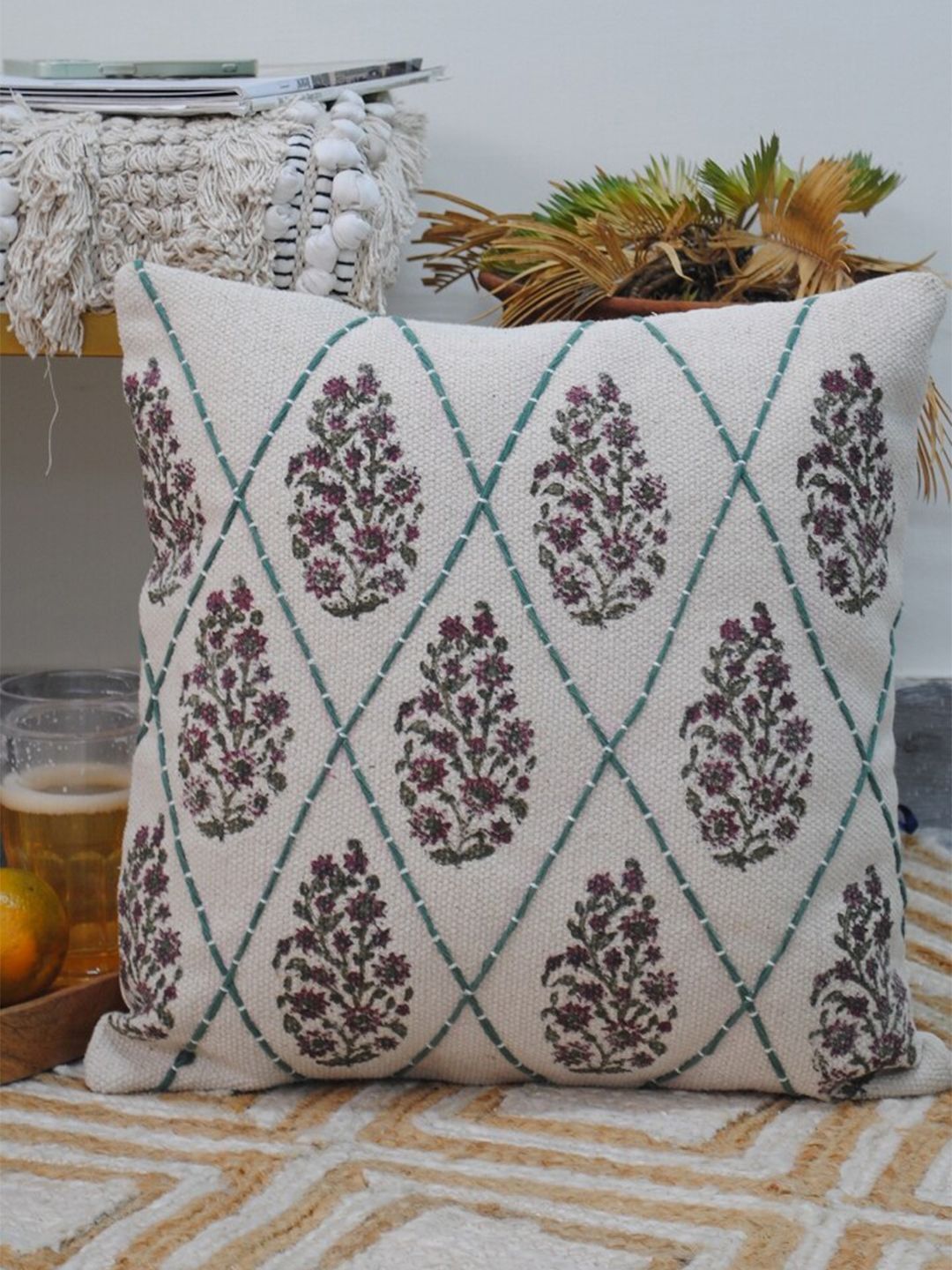 Art Avenue White & Green Ethnic Motifs Cotton Square Cushion Cover-picture-25