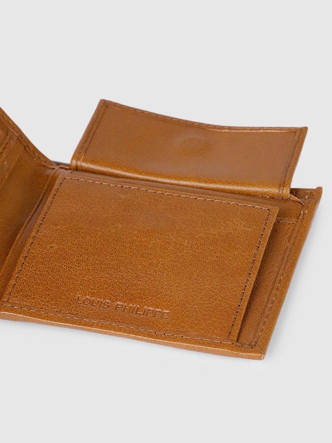 Buy Louis Philippe Louis Philippe Men Leather Two Fold Wallet at