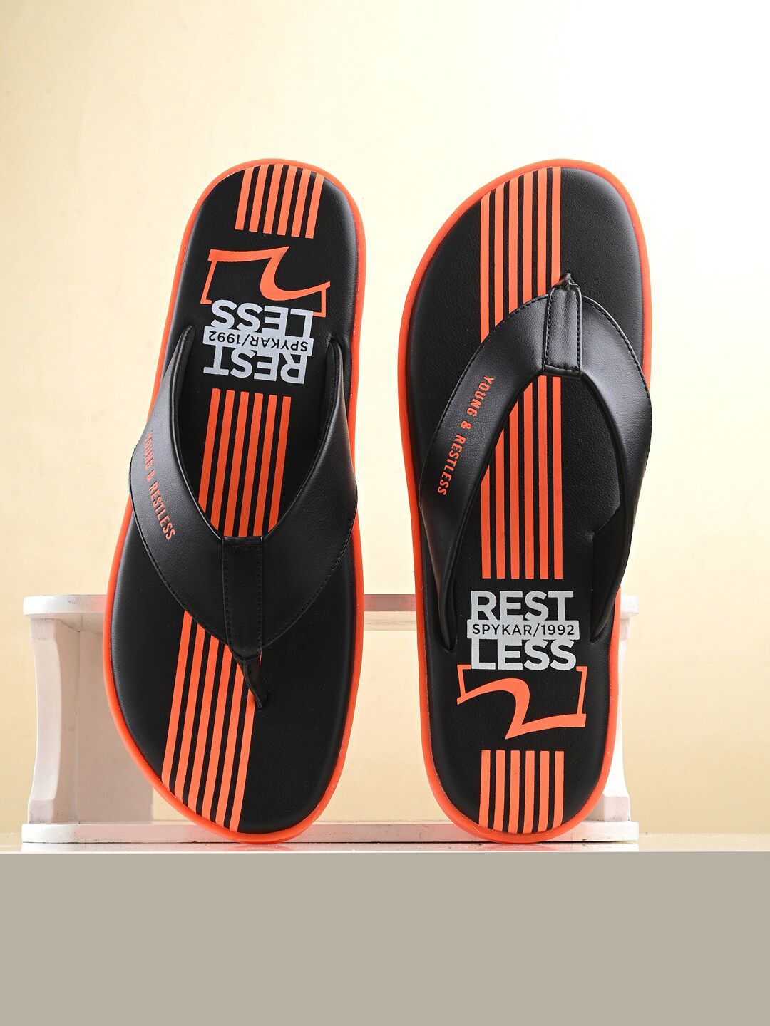 Buy Spykar SPYKAR Men Printed Thong Flip Flops at Redfynd