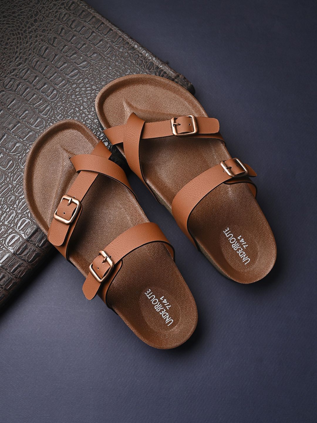 Mens one toe sandals hot sale