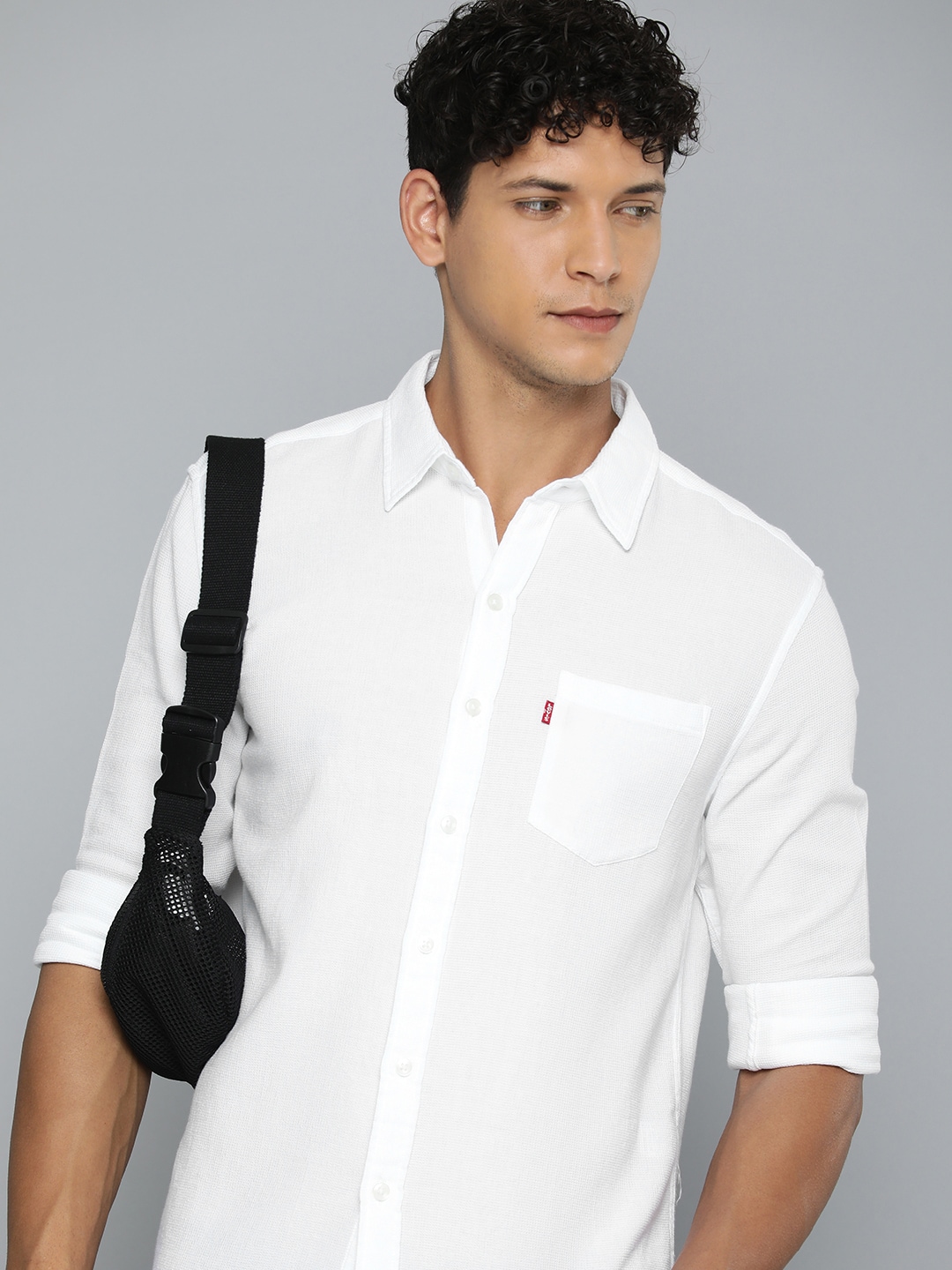 Levis Pure Cotton Self Design Textured Slim Fit Opaque Casual Shirt