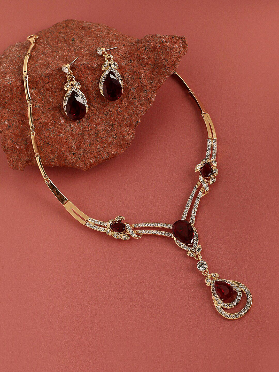 SOHI Gold-Plated Stone-Studded Jewellery Set-image-23