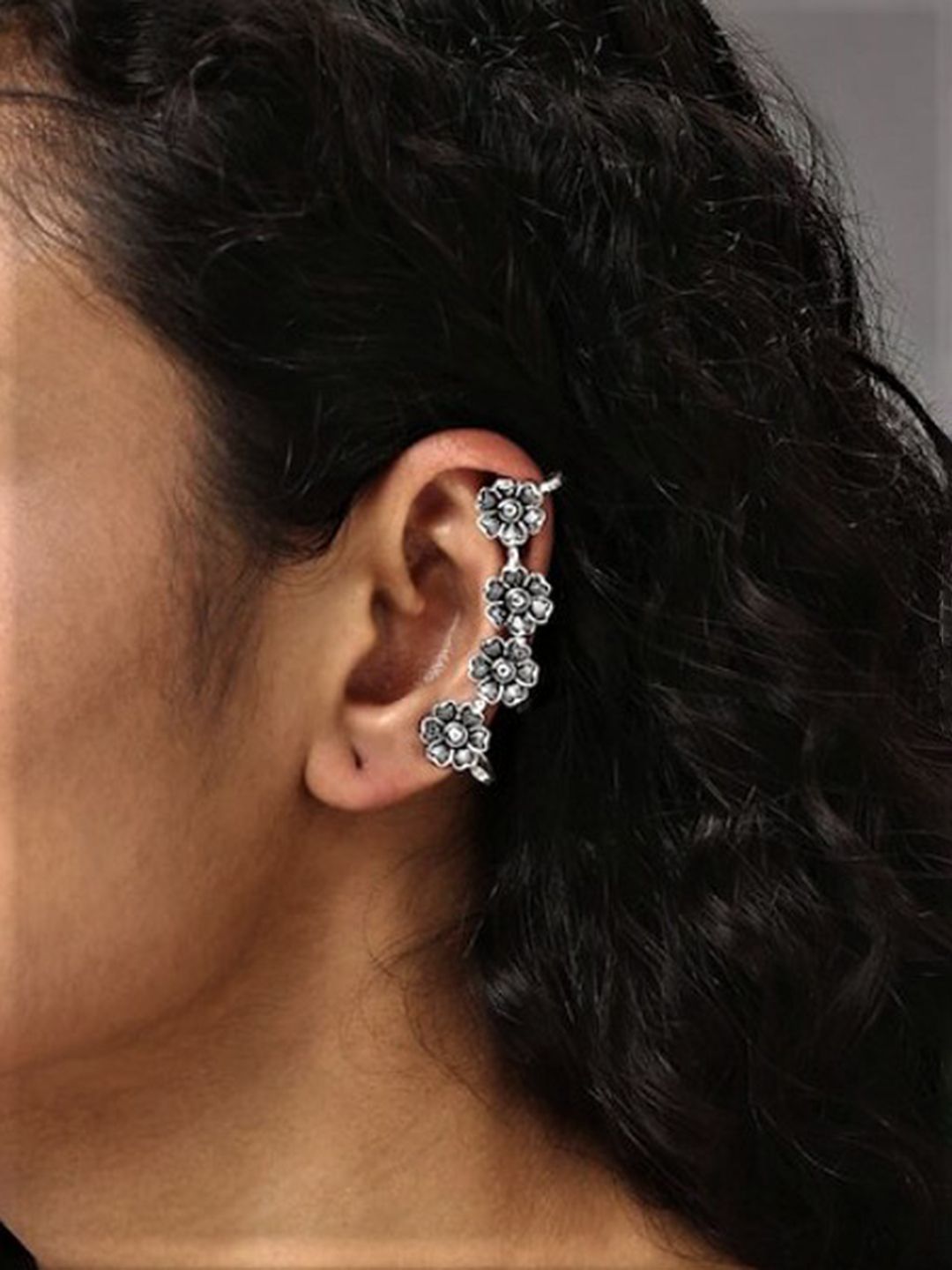 ATIBELLE Silver-Plated Floral Shaped Ear Cuff