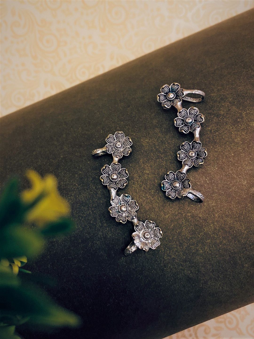 ATIBELLE Silver-Plated Floral Shaped Ear Cuff