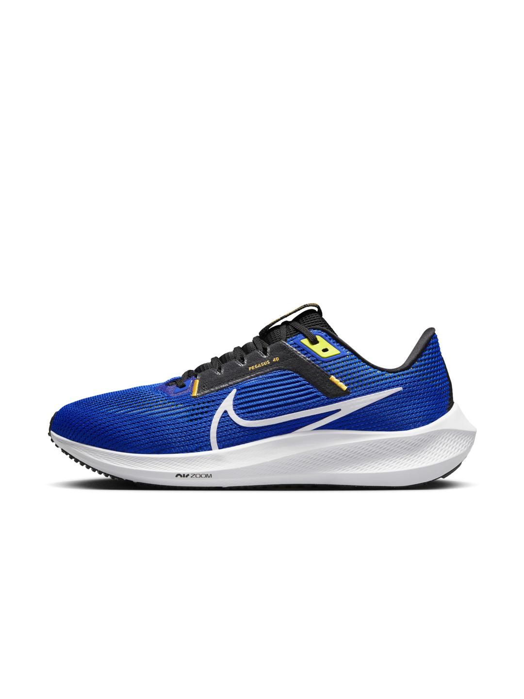 Nike Men Pegasus 40 Road Running Shoes