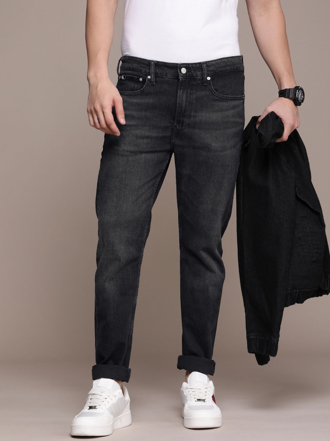 Calvin Klein Jeans Men Slim Fit Light Fade Stretchable Jeans