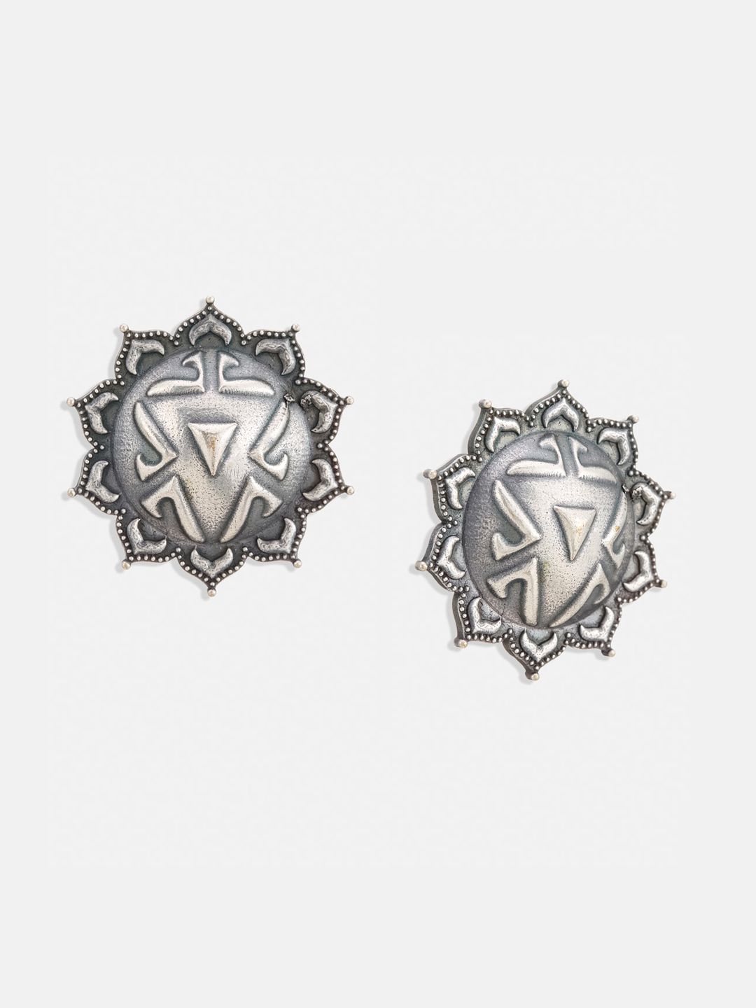 ATIBELLE Set Of 2 German Silver Silver-Plated Floral Drop Earrings