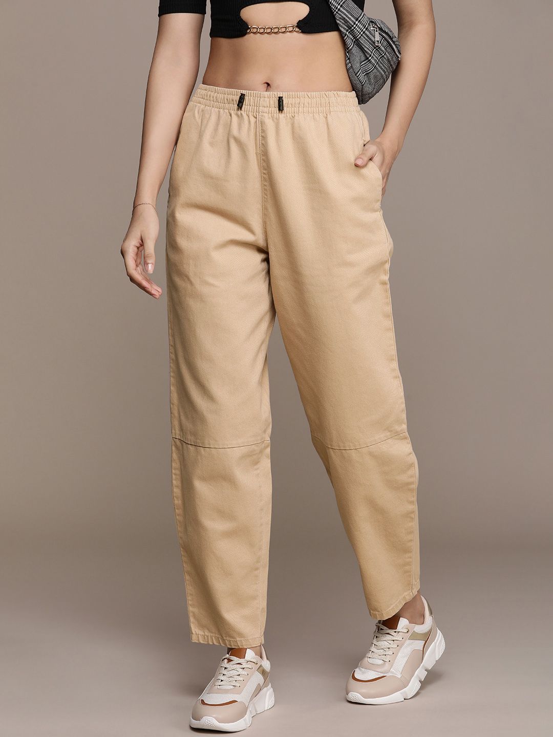 The Roadster Life Co. Women Pure Cotton Solid Trouser-picture-37