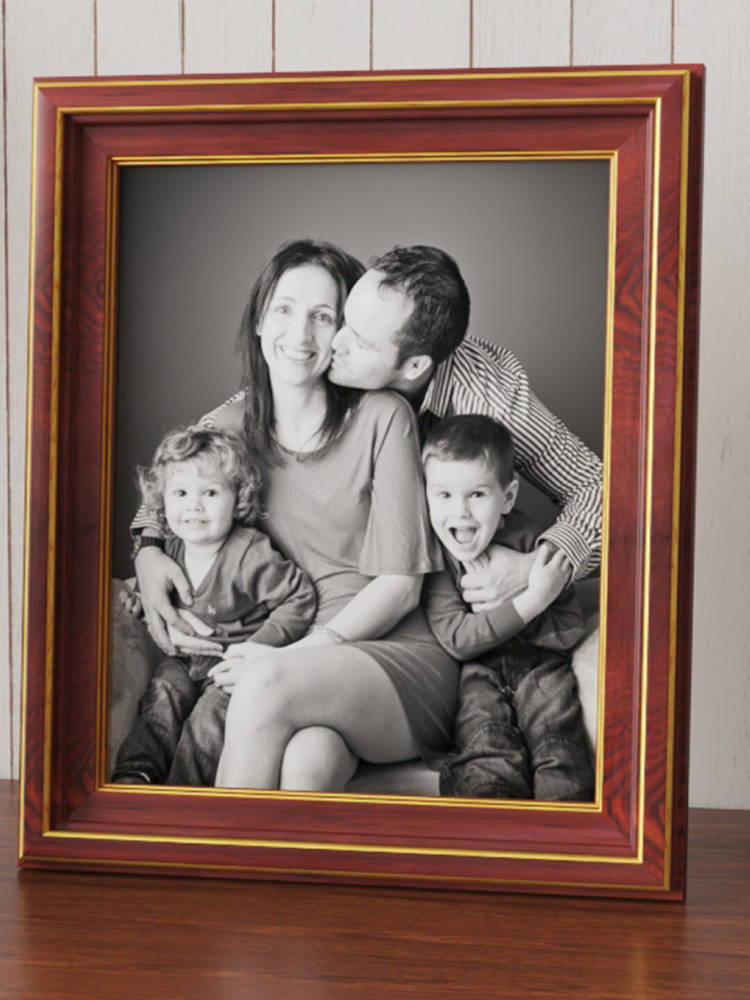 Art Street Brown Table Top Photo Frame-picture-39