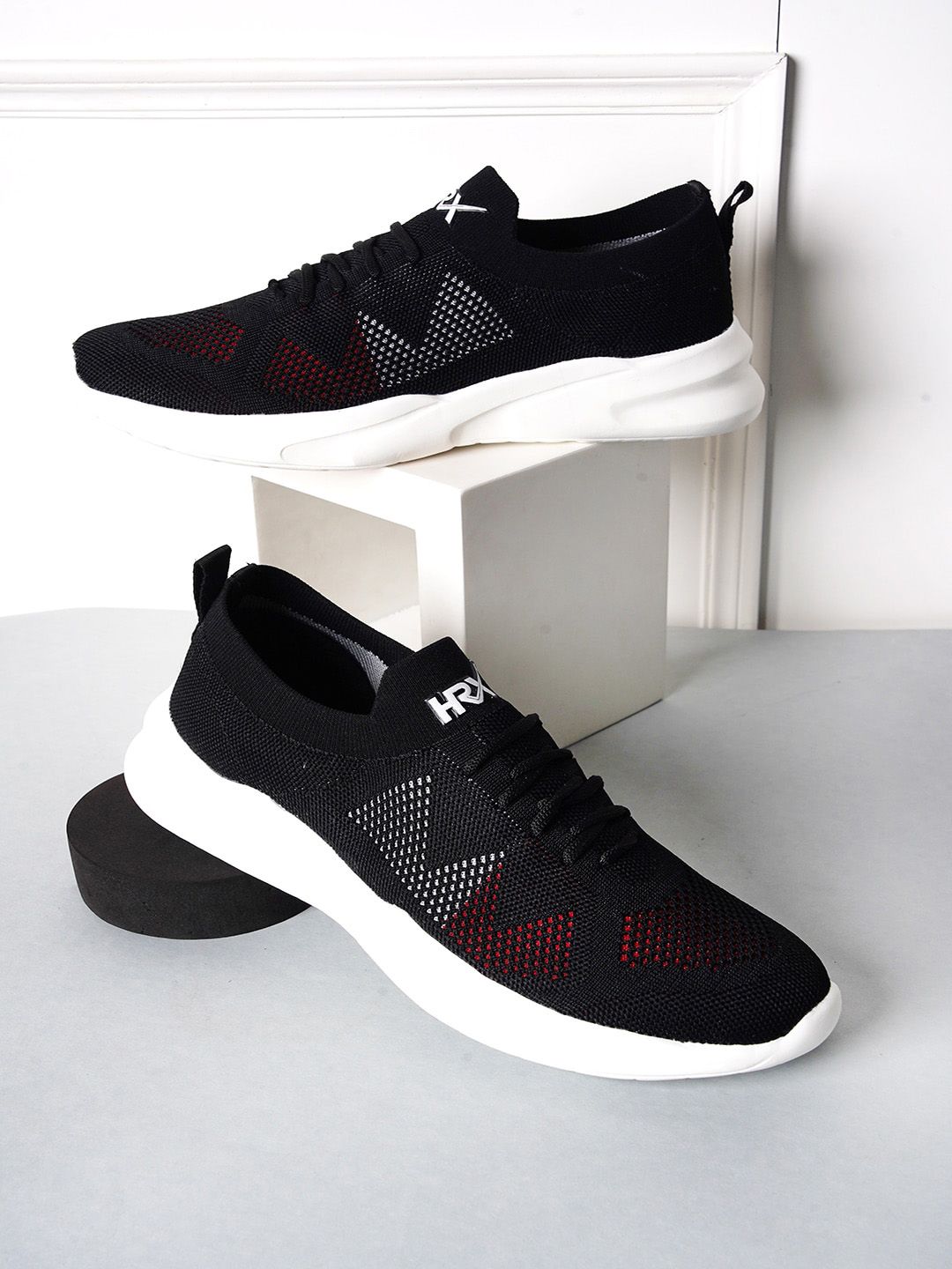 HRX by Hrithik Roshan Men Black & Red Textured Contrast Sole Slip On Sneakers-picture-21