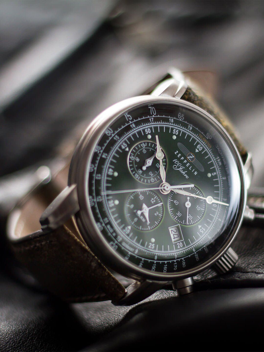 ZEPPELIN Men Round Dial & Green Leather Straps Analogue Watch 86804-picture-31