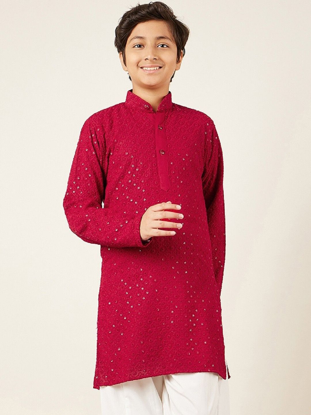 Aj DEZInES Boys Ethnic Motifs Embroidered Mandarin Collar Sequinned Cotton Kurta-image-19