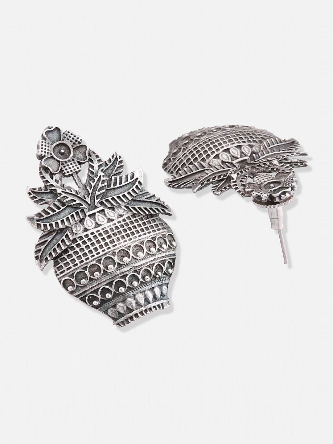 ATIBELLE Set Of 2 Silver-Plated Contemporary Studs Earrings