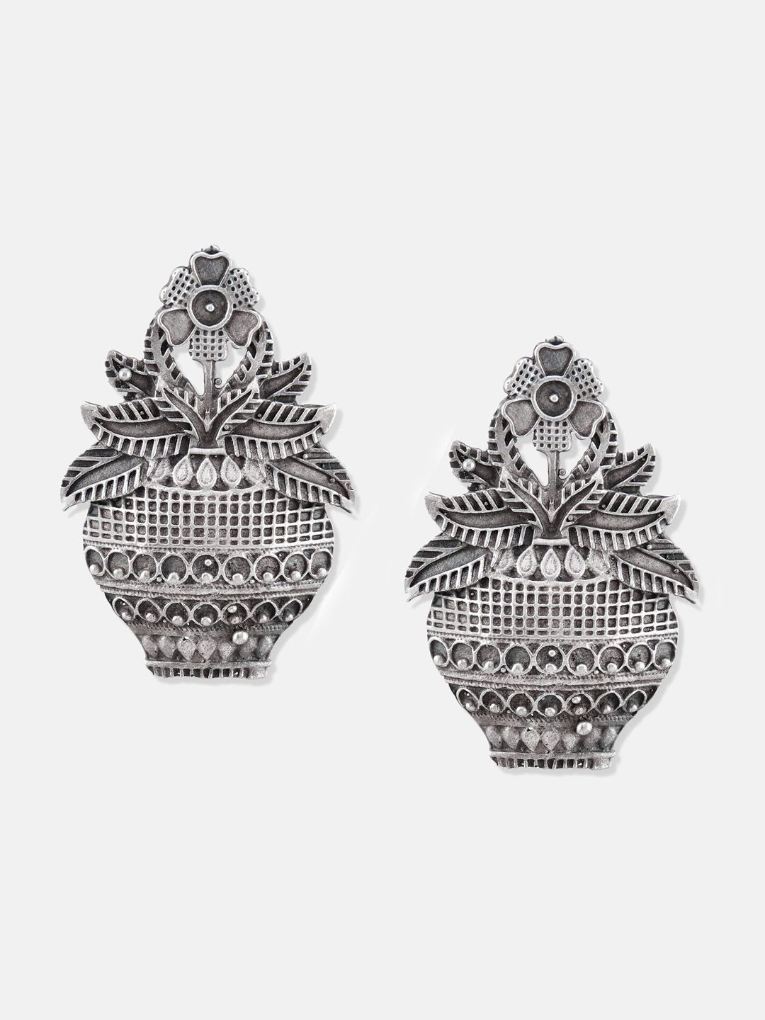 ATIBELLE Set Of 2 Silver-Plated Contemporary Studs Earrings