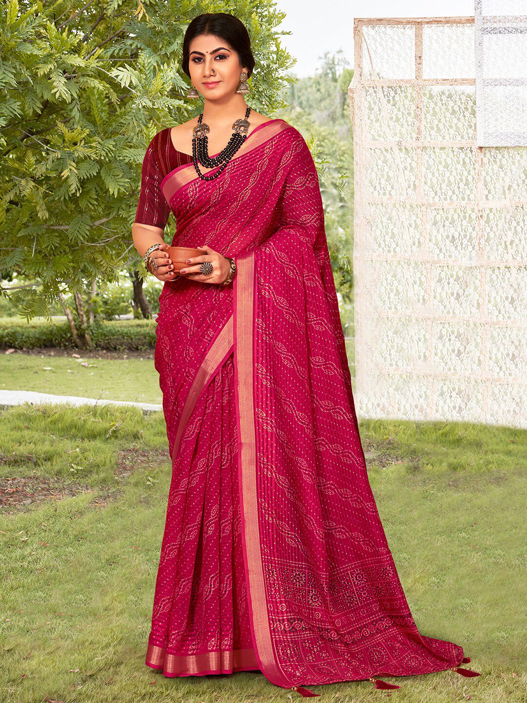 Saree mall Bandhani Printed Zari Bandhani Sarees