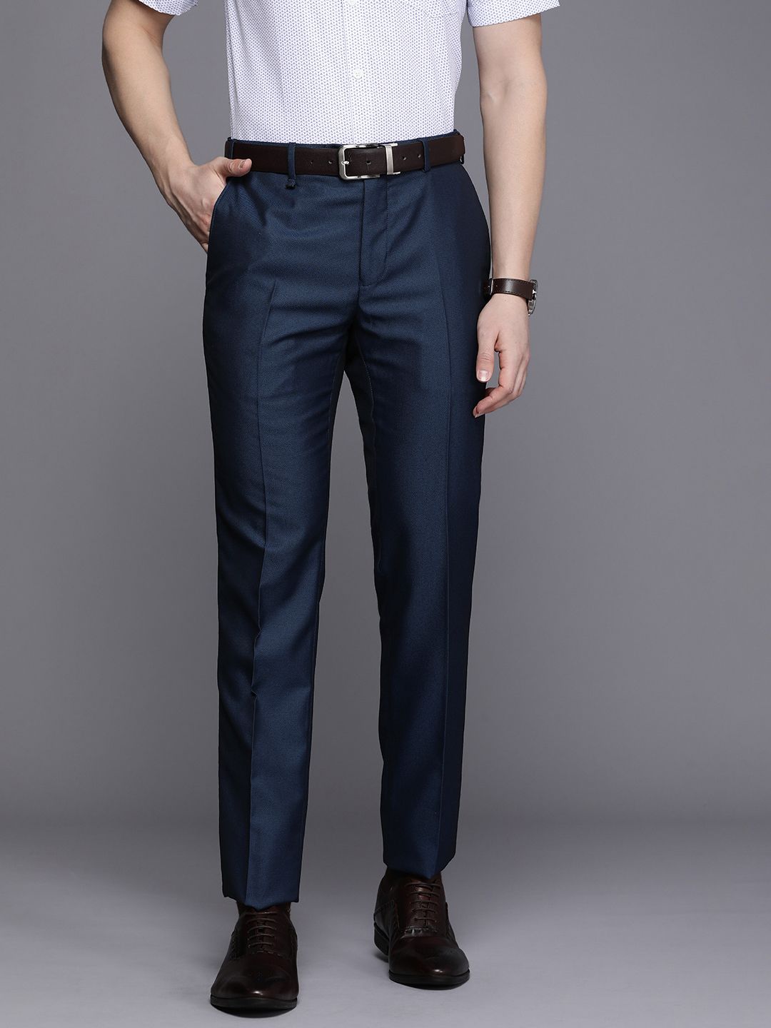 Men Textured Slim Fit Shirt with Patch Pocket