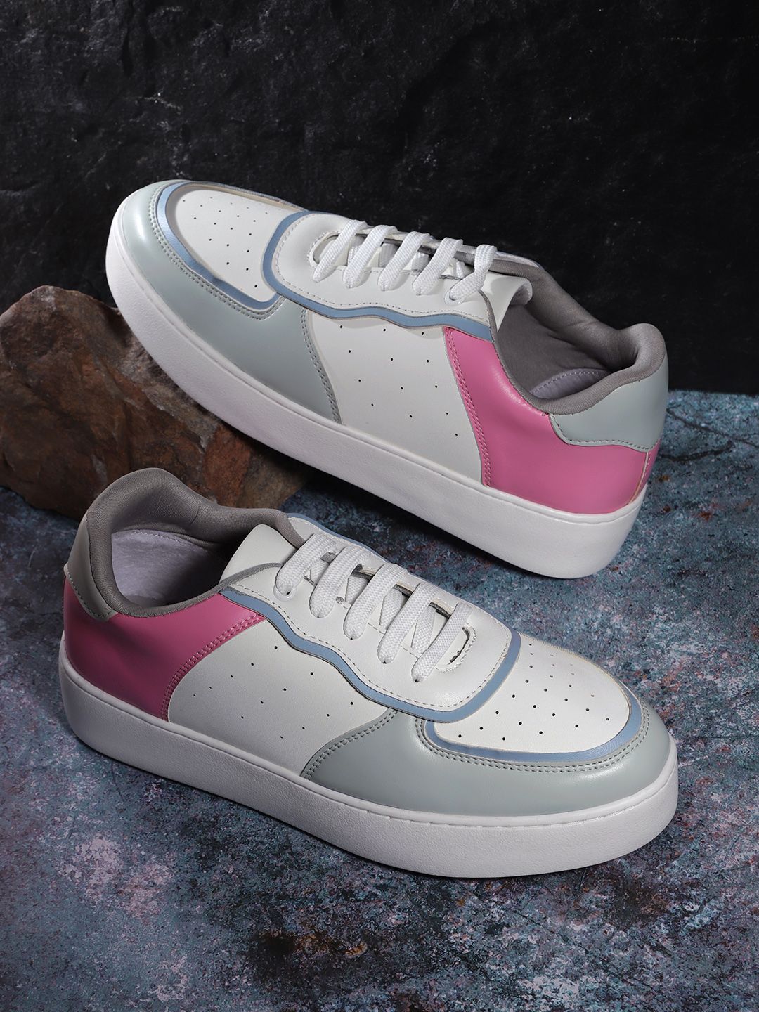 The Roadster Lifestyle Co. Women Colourblocked Round-Toe Sneakers with Perforated Detail-picture-25