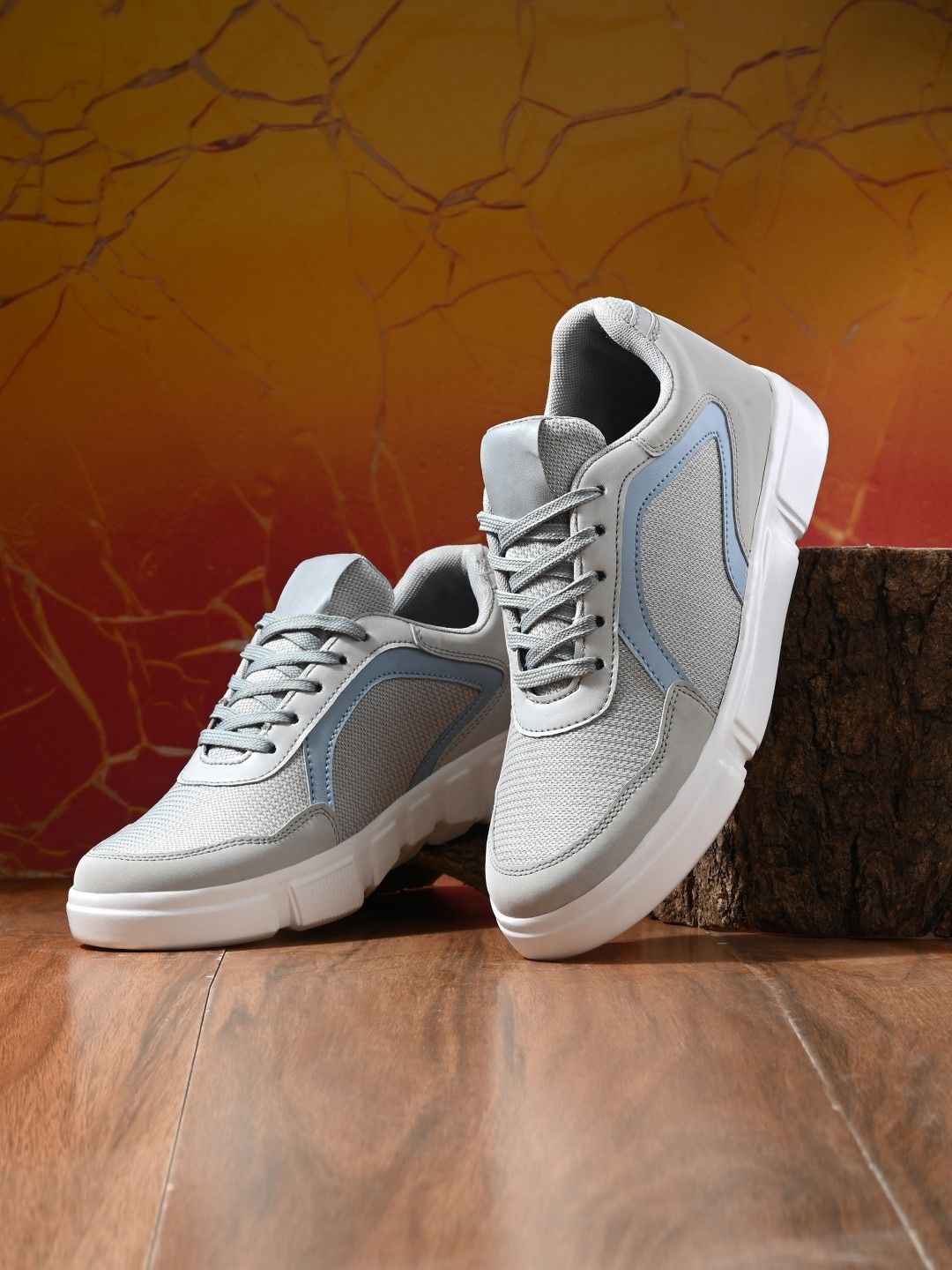 The Roadster Lifestyle Co. Men Grey Lightweight Comfort Insole Contrast Sole Sneakers-picture-14
