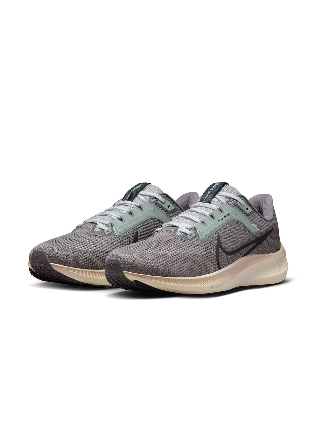 Nike Men AIR ZOOM PEGASUS 40 PRM Road Running Shoes