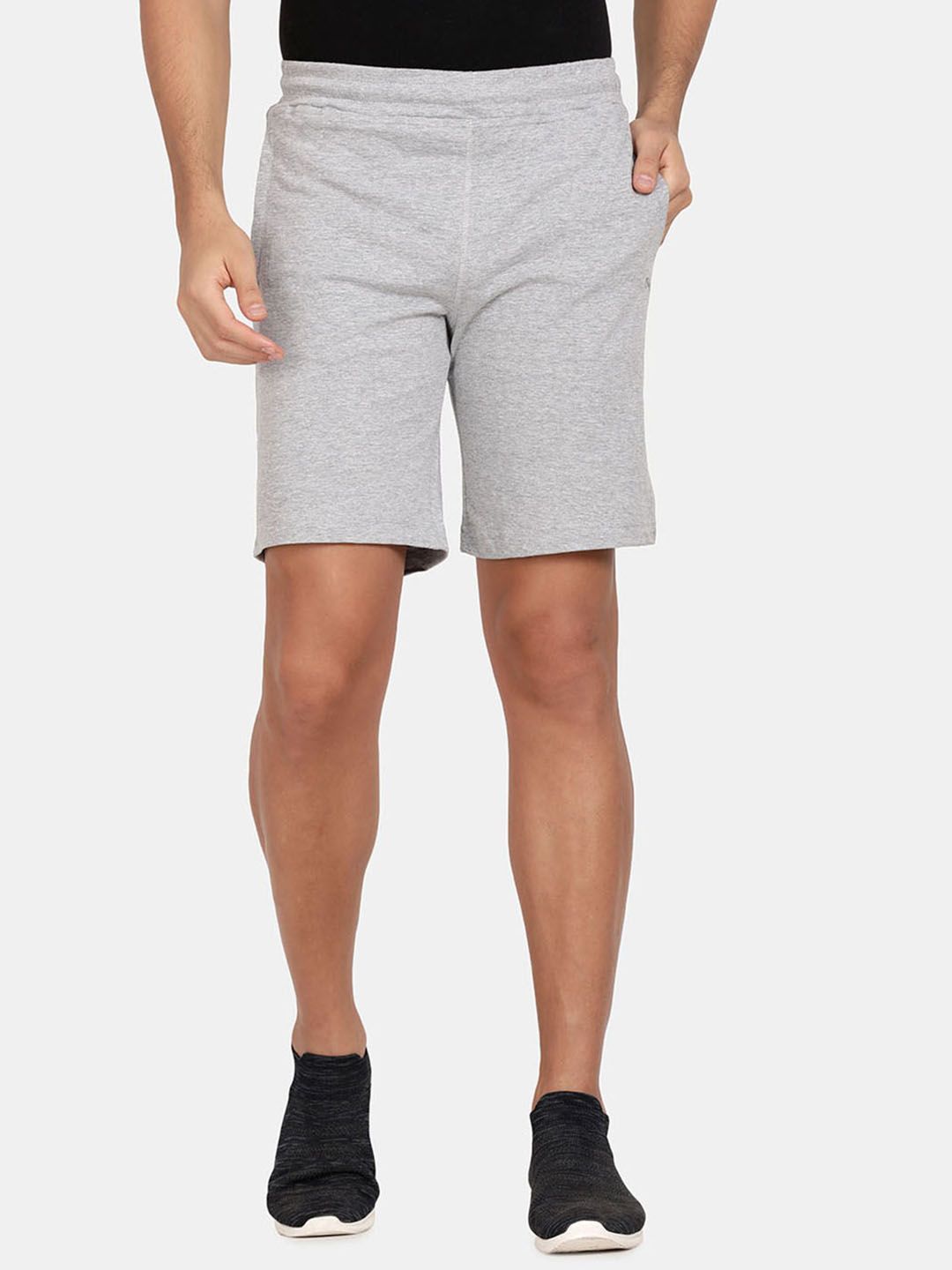 Pepe Jeans Men Mid-Rise Pure Cotton Shorts