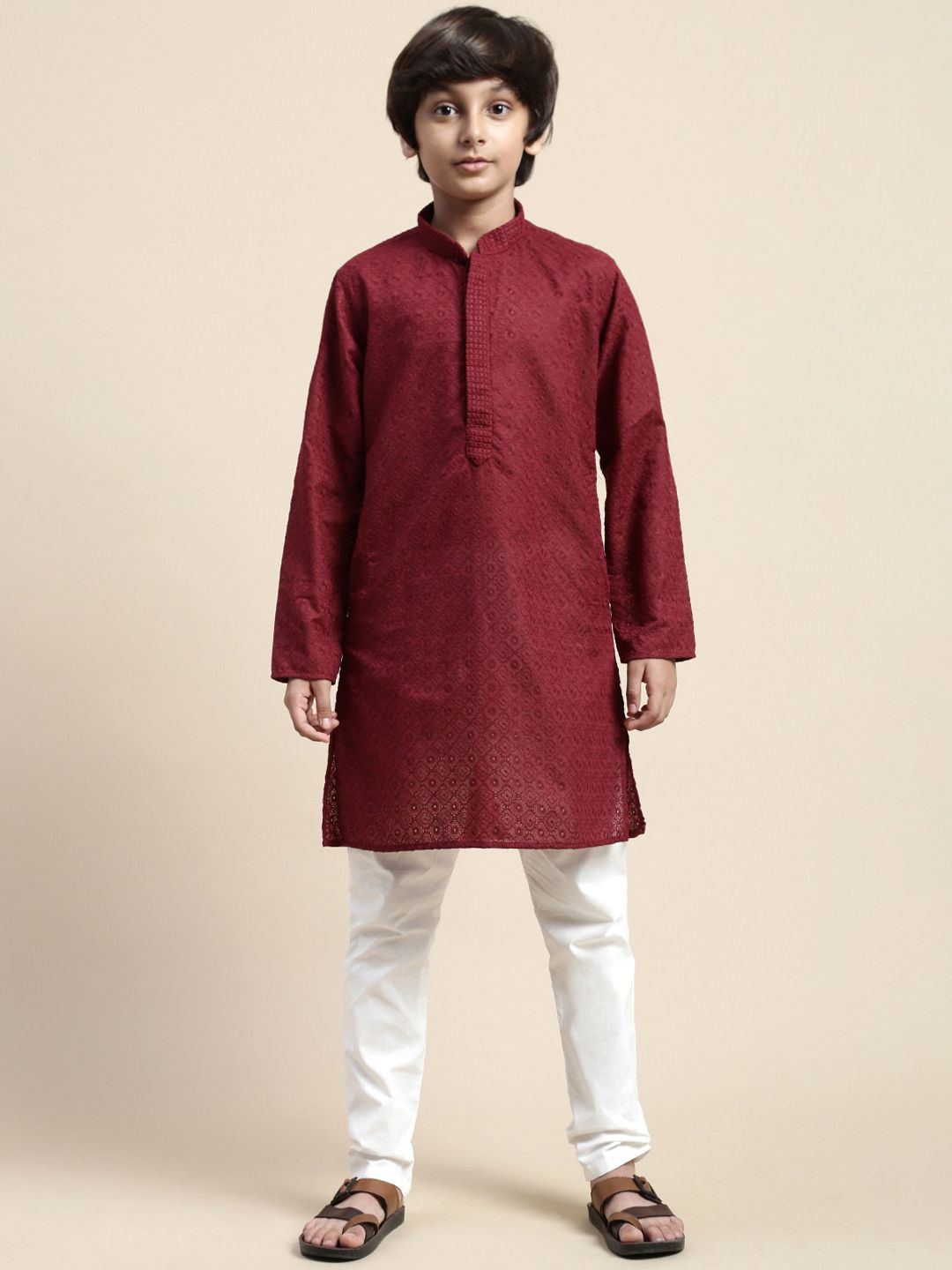 here&now x sanwara Sanwara Ethnic Motifs Embroidered Regular Chikankari Kurta with Pyjamas-picture-11
