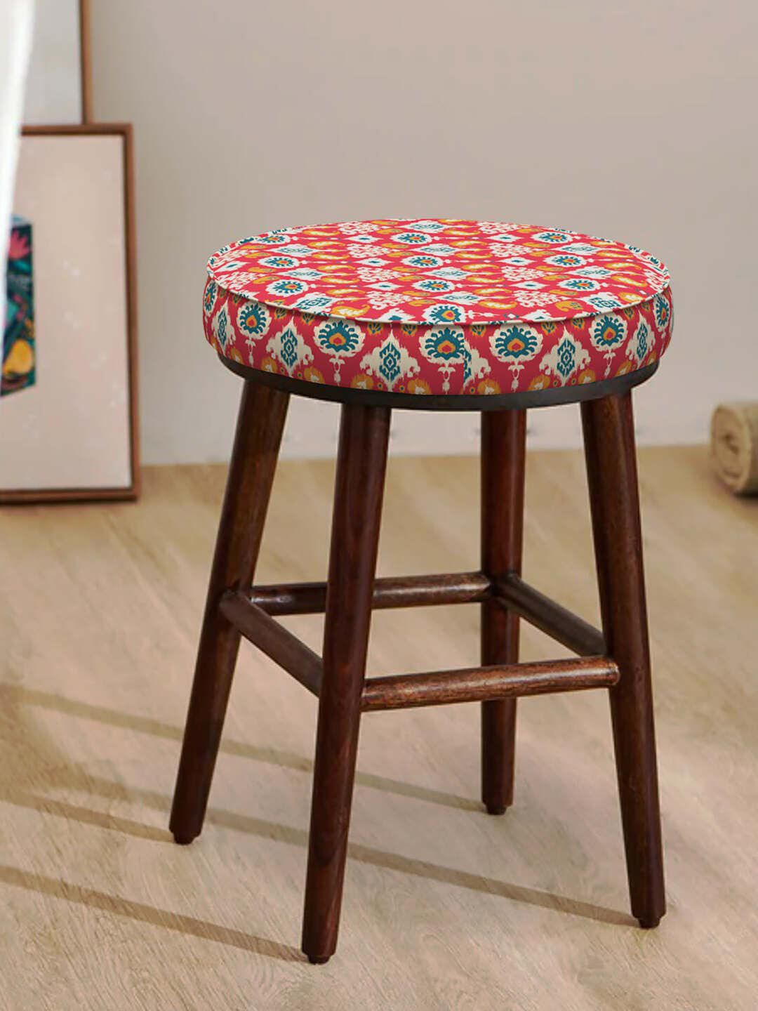 Chumbak English Cafe Red & Green Printed Round Ottoman-picture-32