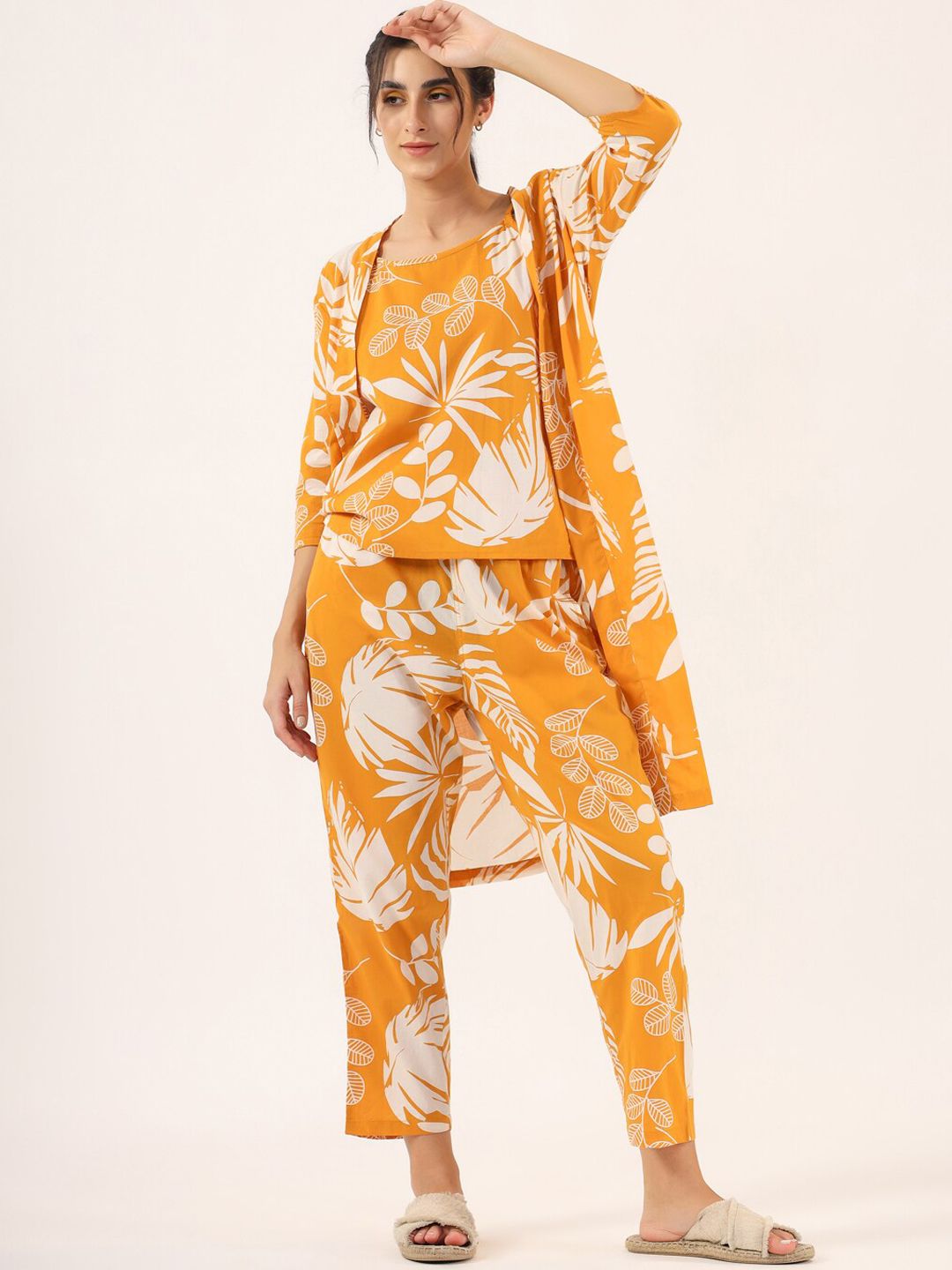 SANSKRUTIHOMES Floral Printed Pure Cotton Night Suit With Robe-picture-39