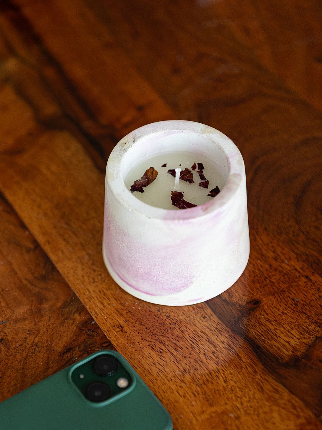 ExclusiveLane White & Pink Rosette Jar Scented Candle-picture-54