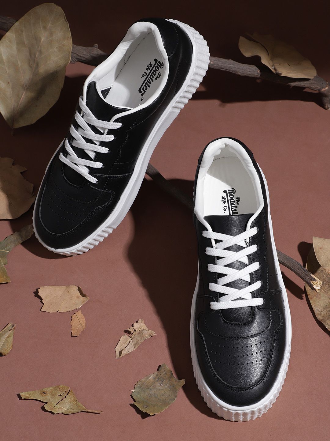 Roadster Women Round Toe Perforated Sneakers-picture-10