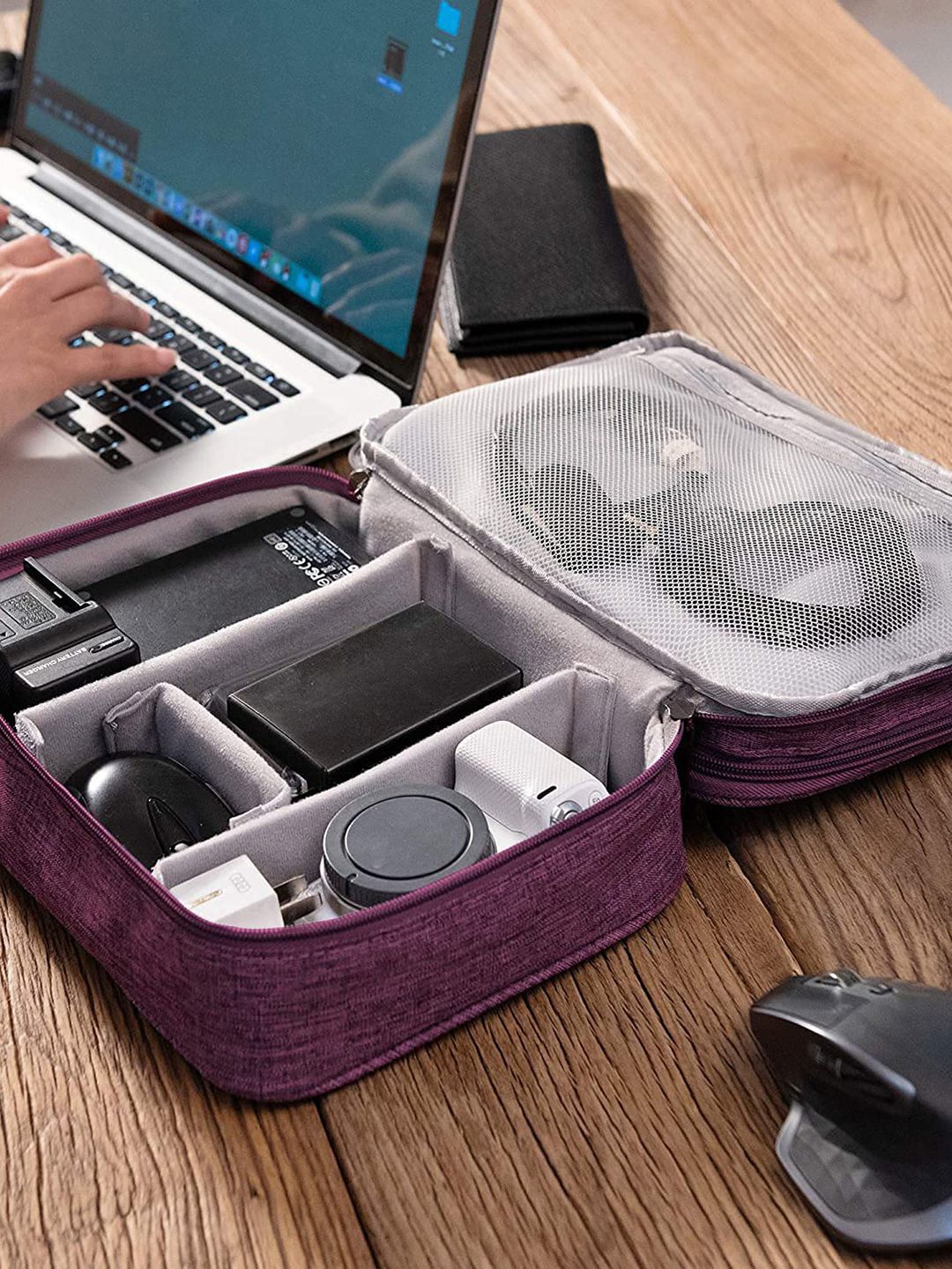 HOUSE OF QUIRK Purple & Grey Electronics Accessories Organizer-picture-24