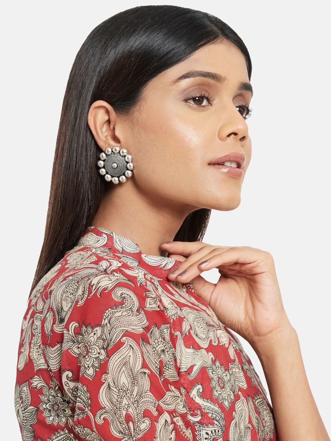 ATIBELLE Set Of 2 Silver-plated Contemporary Stud Earrings