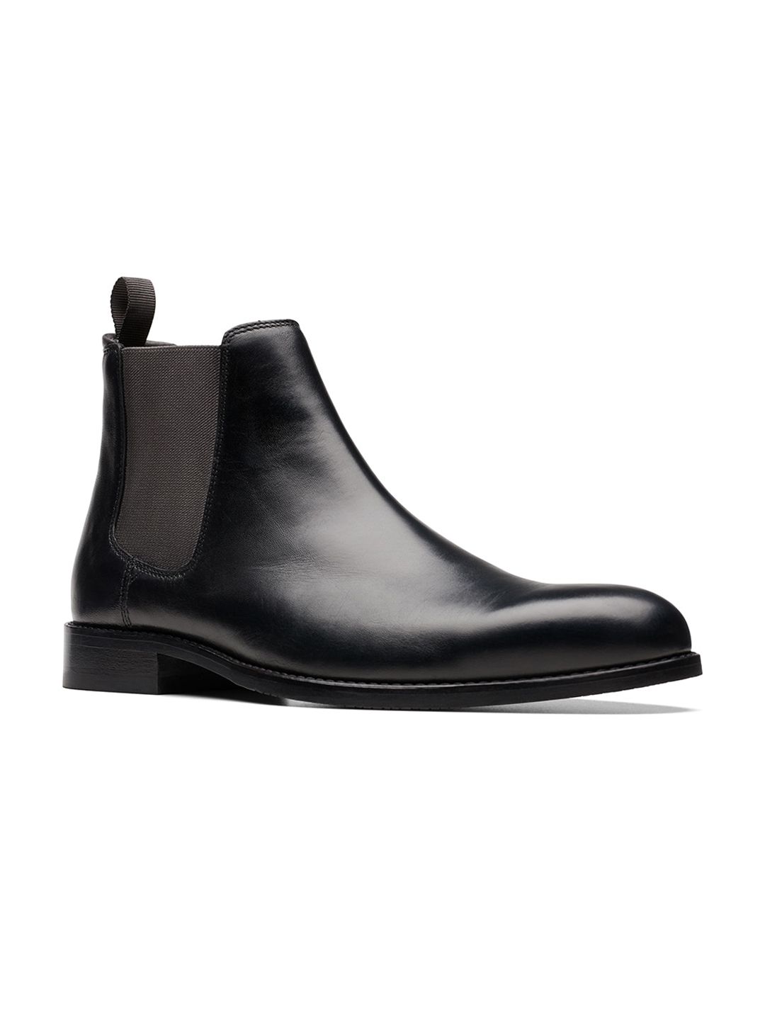 Clarks black store chelsea boots mens