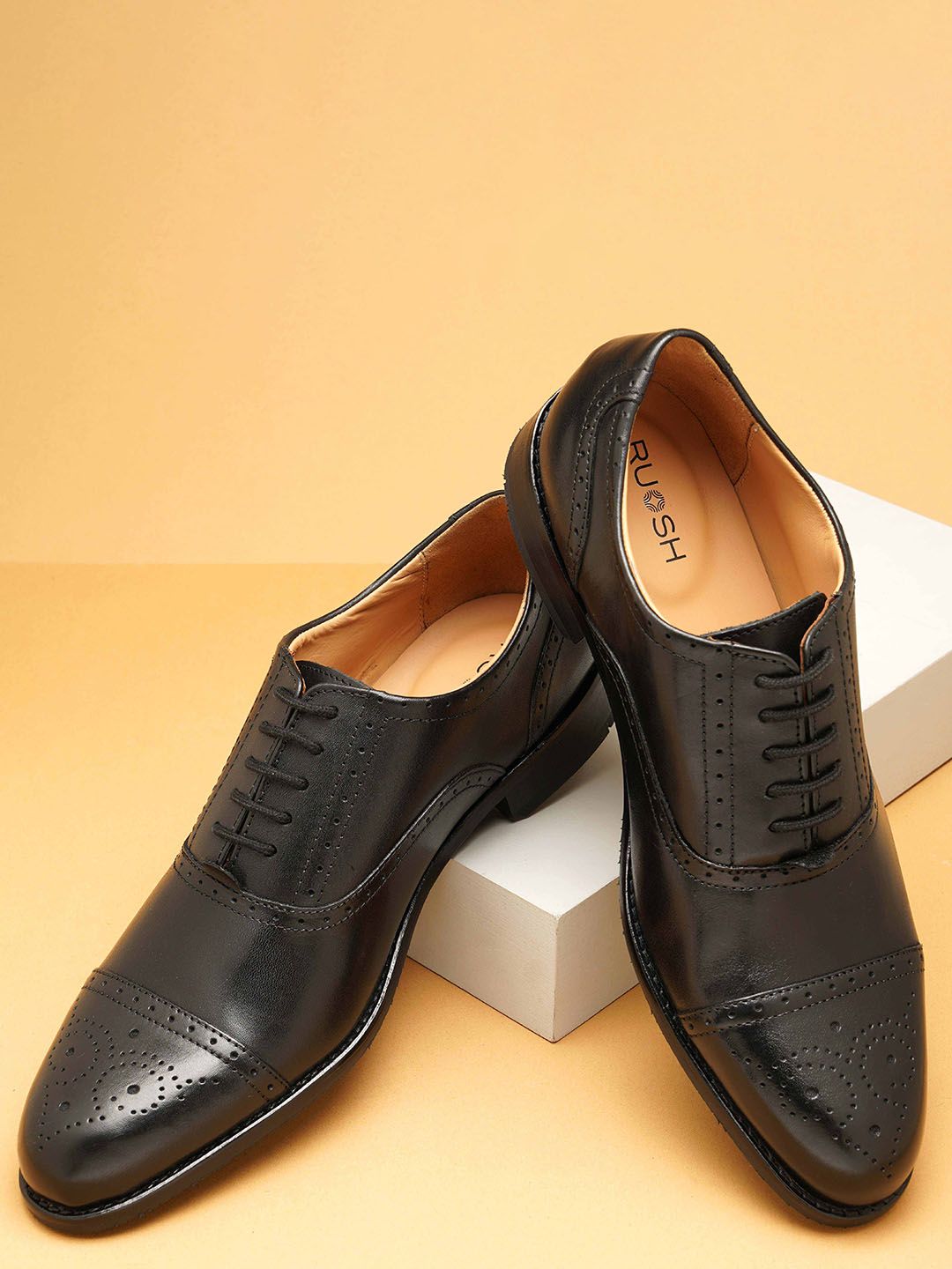 Ruosh Men Textured Leather Formal Brogues-picture-18