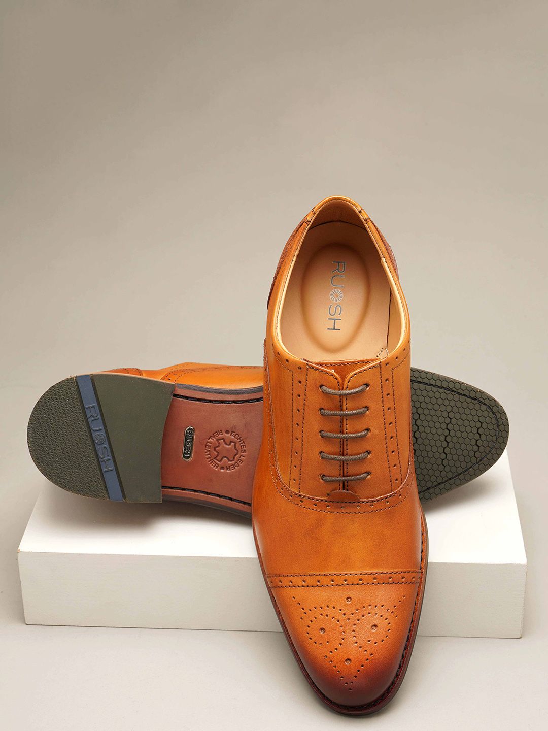 Ruosh Men Textured Leather Formal Brogues-picture-17
