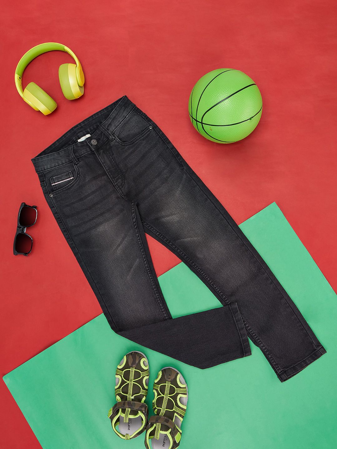 Pantaloons Junior Boys Clean Look Light Fade Cropped Jeans-picture-30