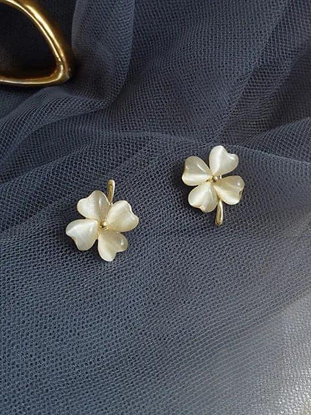 VIEN Gold-Plated Contemporary Studs Earrings-picture-20