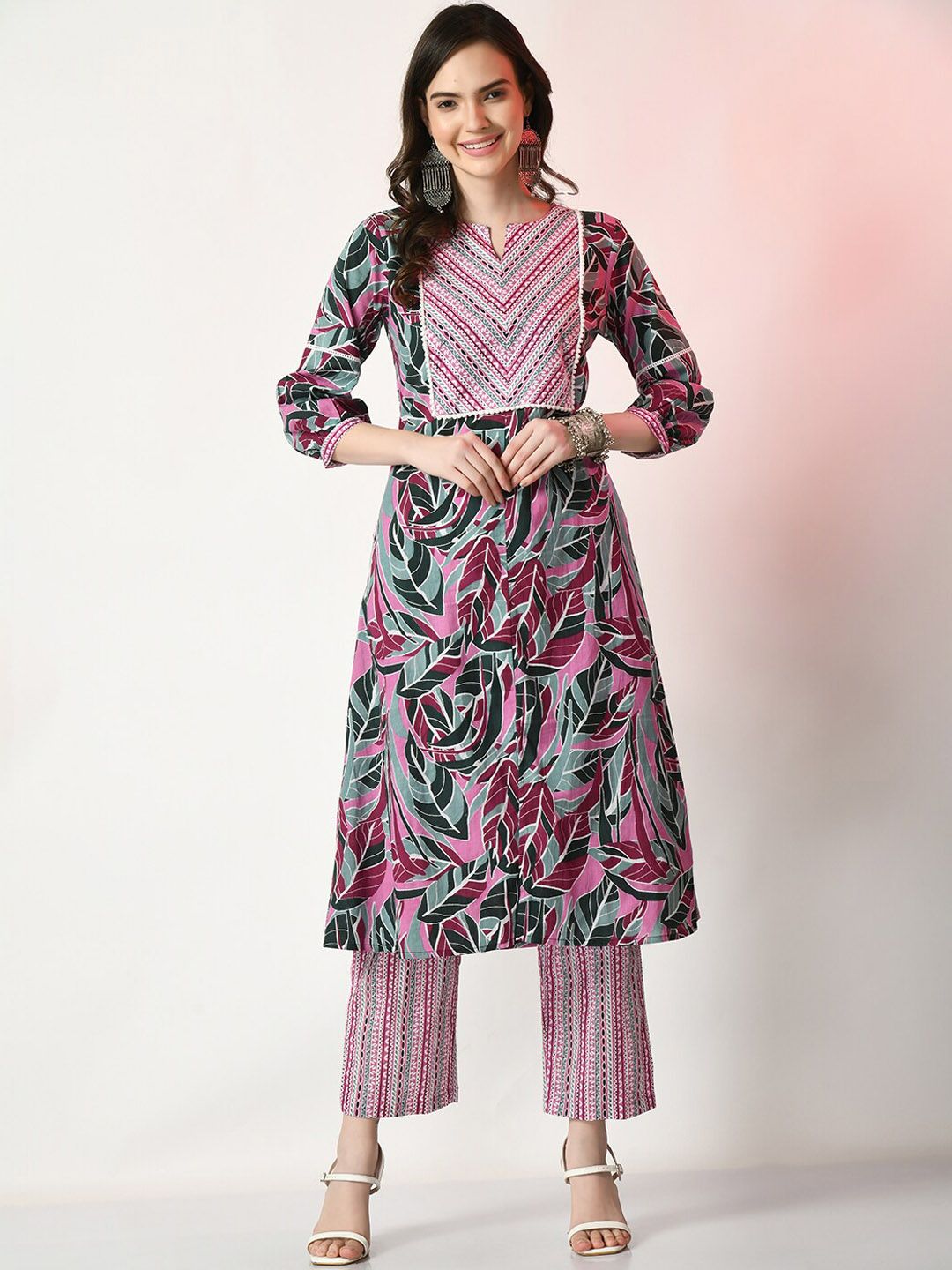 Sangria Floral Printed Straight Kurta With Trouser