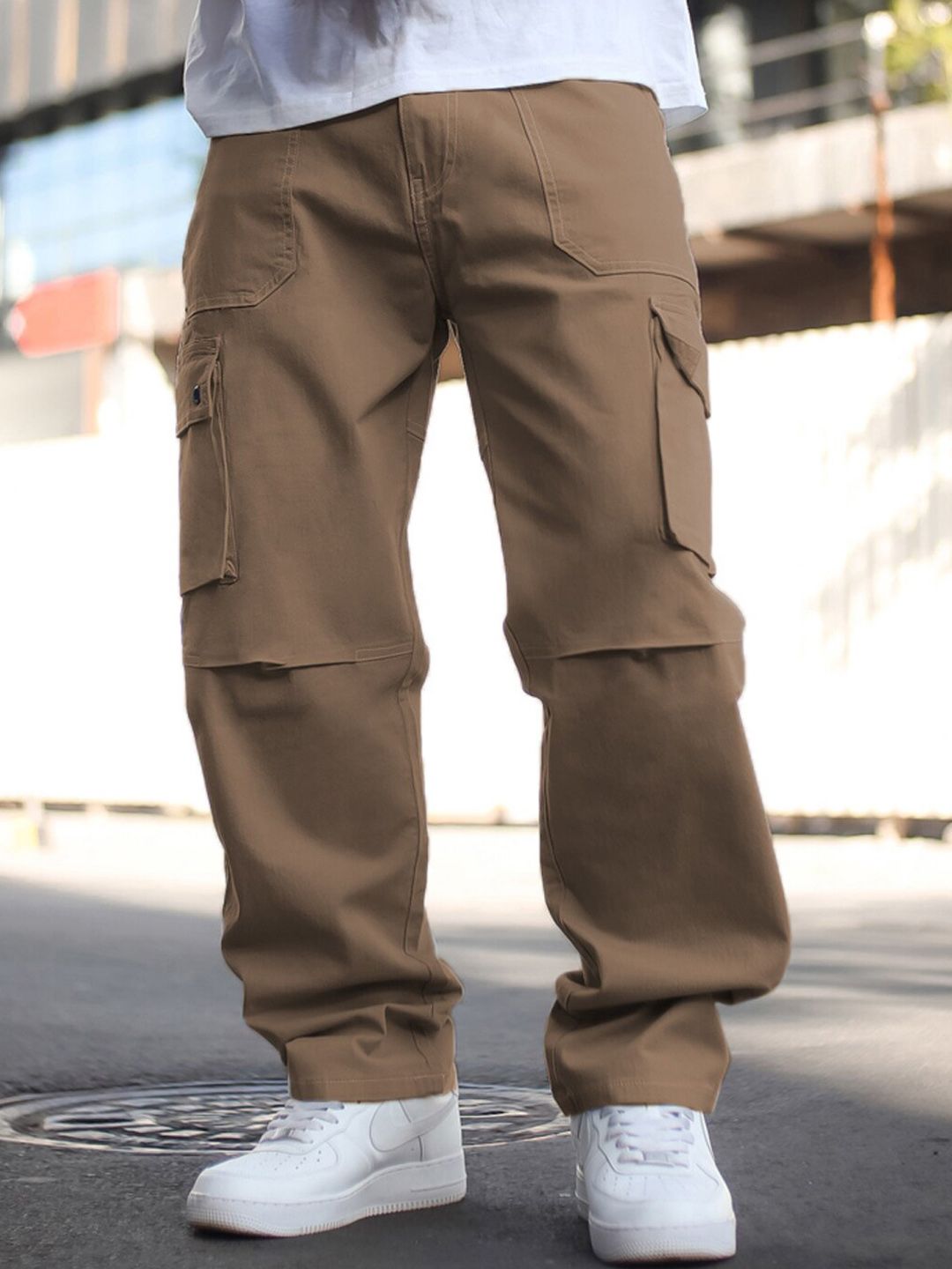 Powerlook Men Mid Rise Loose Fit Plain Cotton Cargos Trousers