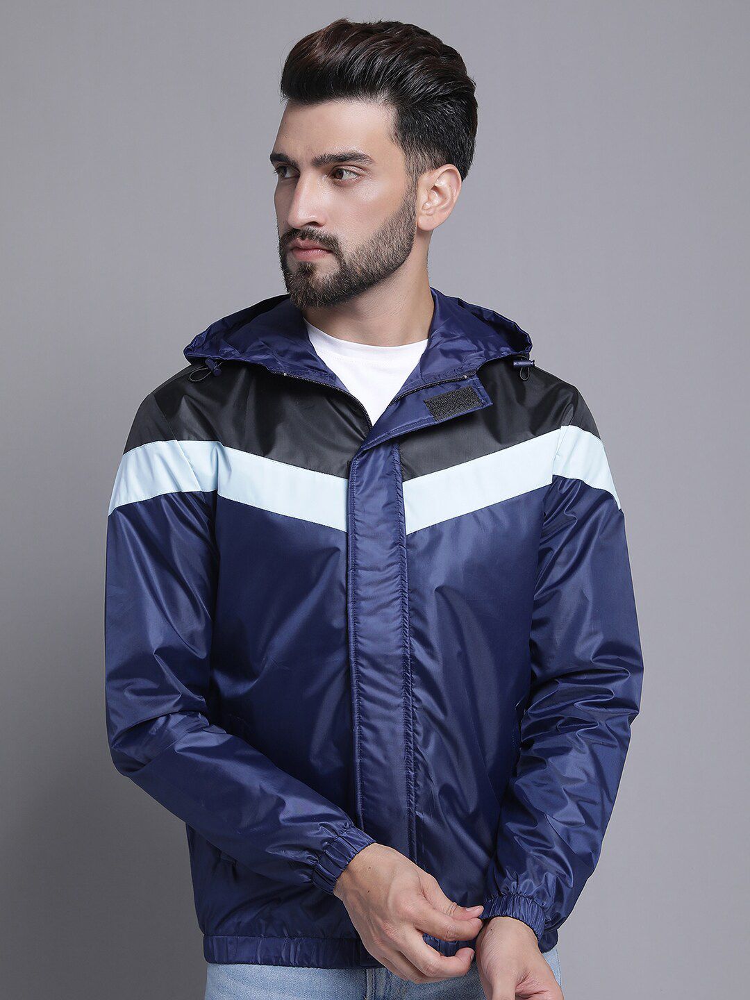 HOUSE OF VEDAS Colourblocked Hooded Waterproof Rain Jacket-image-33