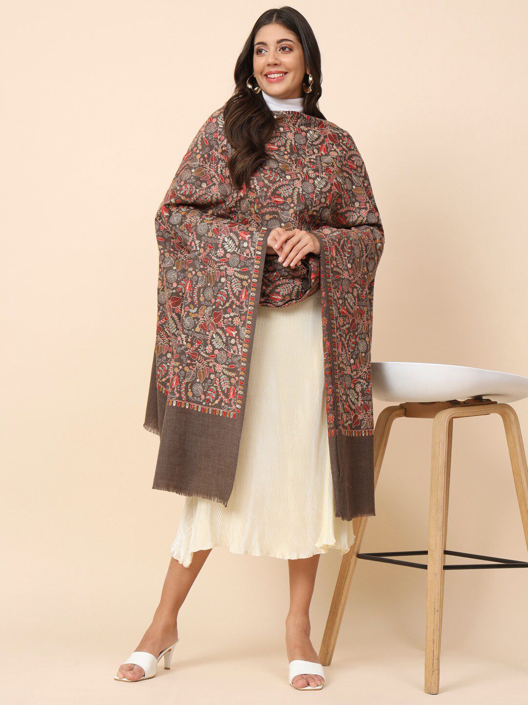 Pashmoda Floral Embroidered Woolen Shawl-picture-18