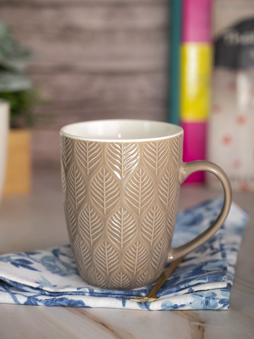 MARKET99 Beige Floral Textured Ceramic Glossy Mug 360 ml-image-34