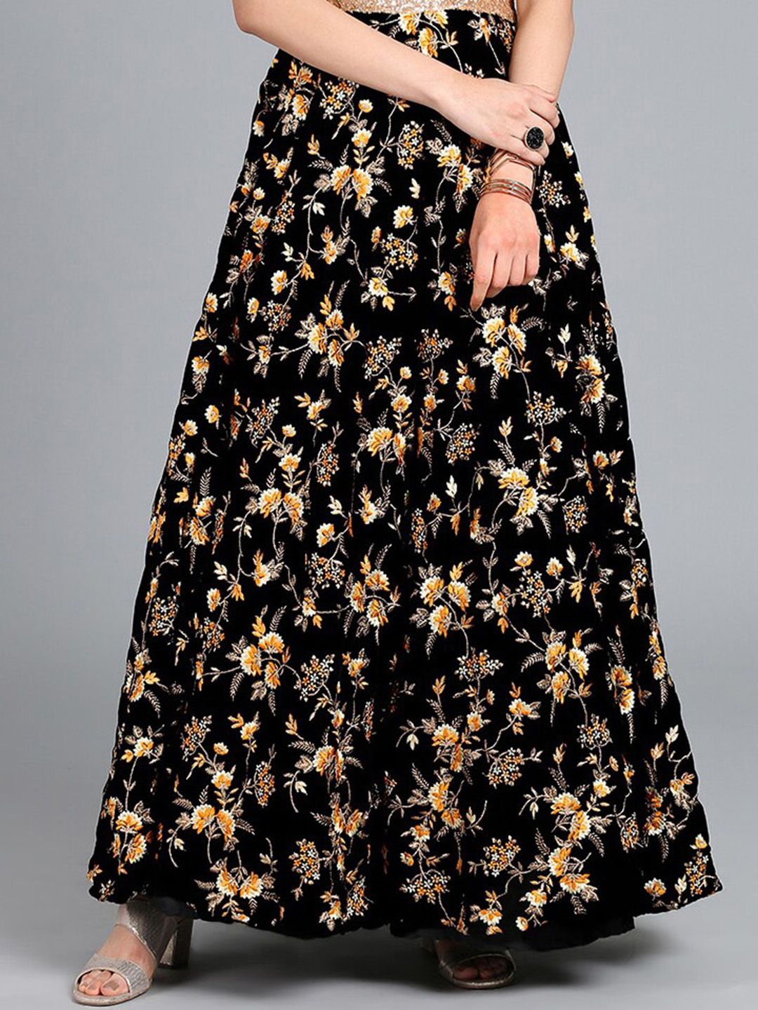 Ethnovog Floral Embroidered Velvet Flared Maxi Skirt-picture-19