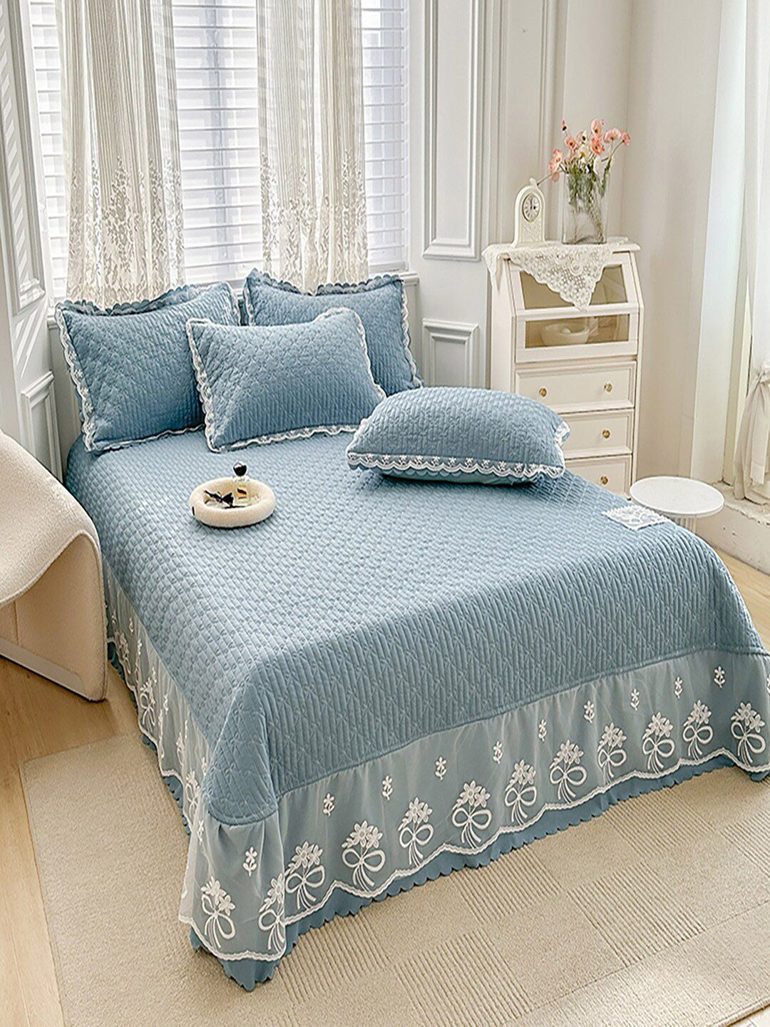 JC HOME Blue Quilted 162 TC Double XL Bed Cover With 2 Pillow Covers