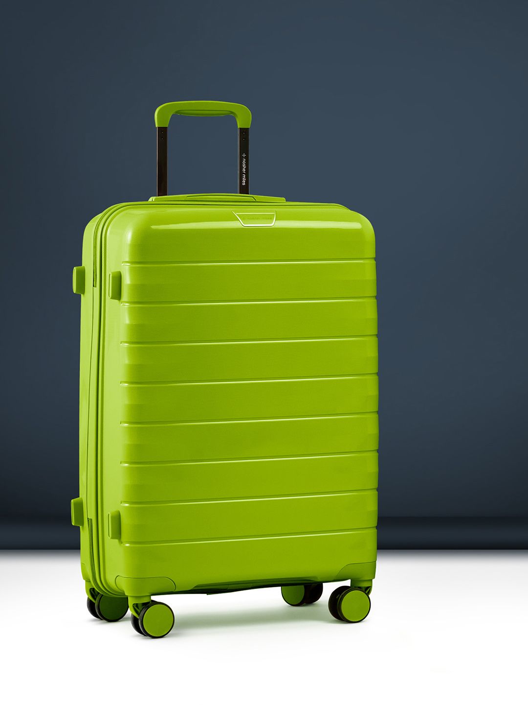 Nasher Miles Vienna Hard-Sided Lightweight Large Trolley Suitcase-picture-14