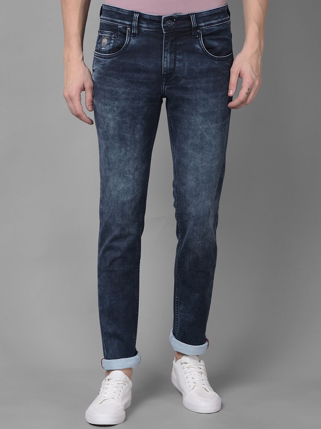Gant Men Mid-Rise Heavy Fade Clean Look Jeans