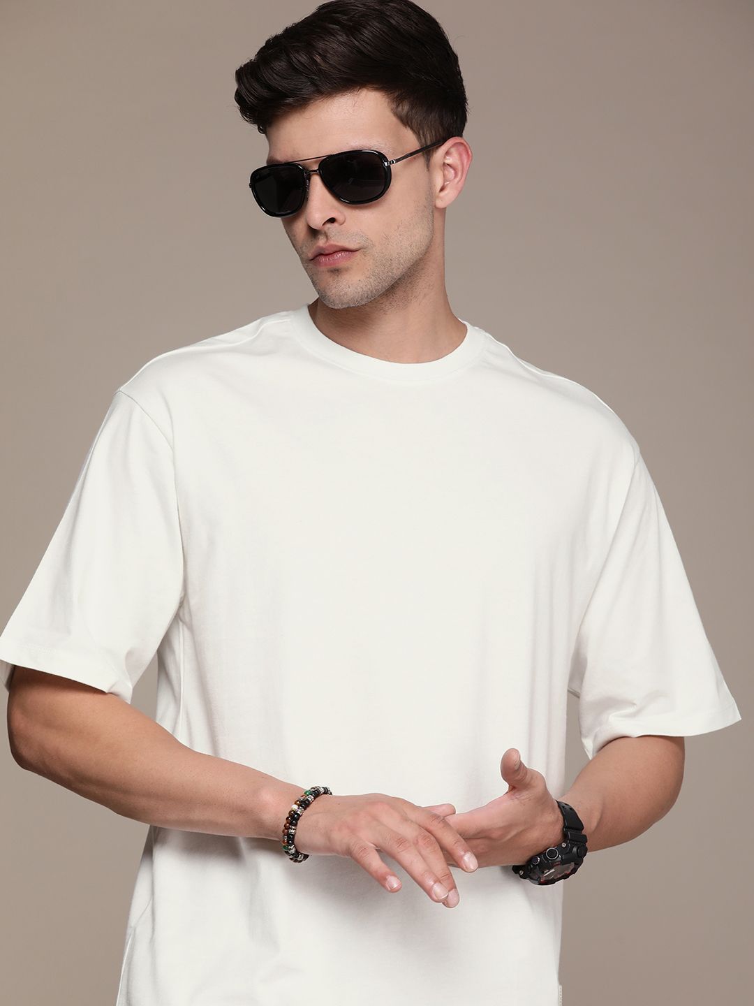 Buy Roadster Men White Pure Cotton T Shirt - Tshirts for Men