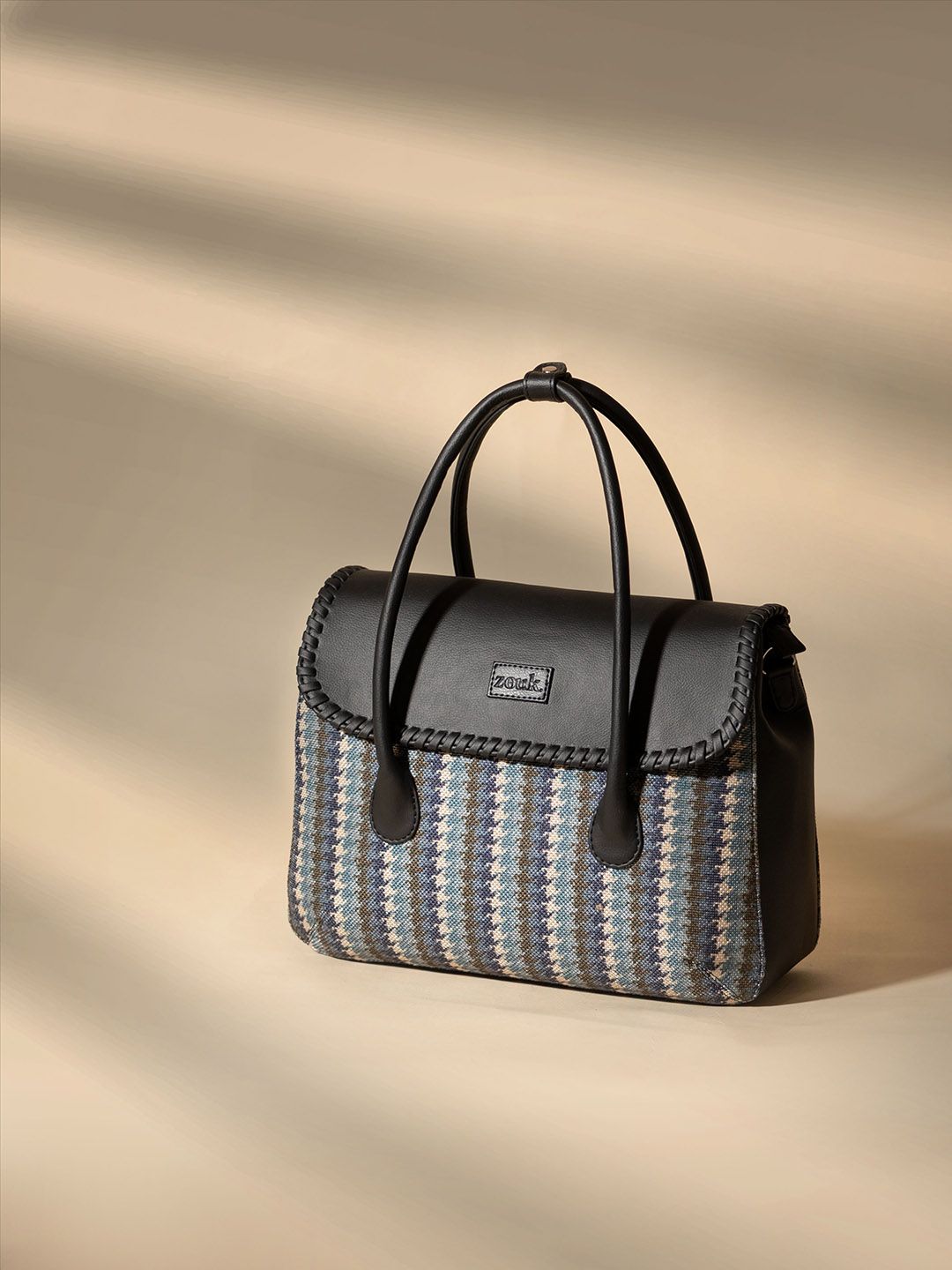 ZOUK Abstract Printed Structured Jute Handheld Bag